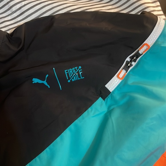 Puma x First Mile Windbreaker - Picture 4 of 7